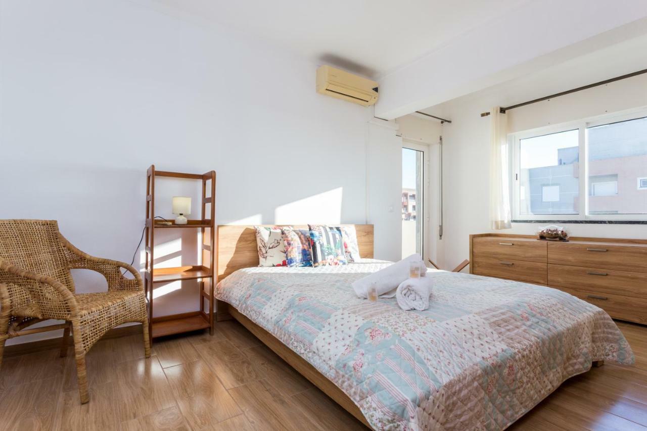 Edificio Rocha Vau Beach Apartment Portimão Eksteriør bilde