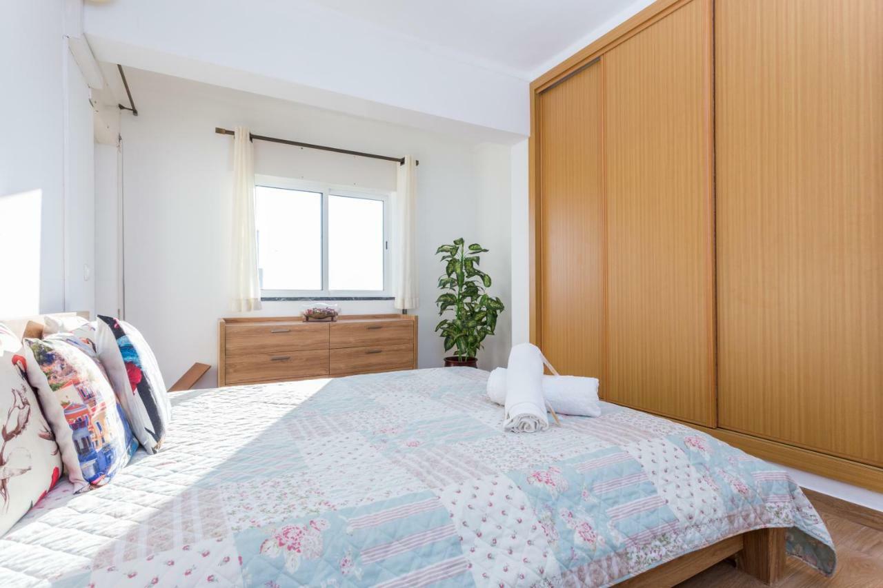 Edificio Rocha Vau Beach Apartment Portimão Eksteriør bilde